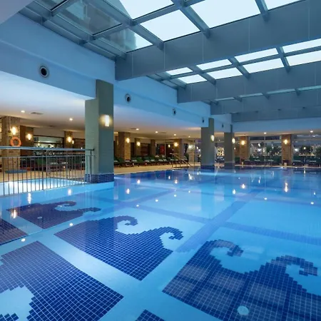 Trendy Aspendos 5* Side